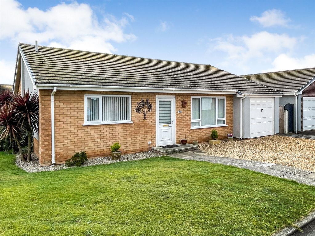 3 bed bungalow for sale in Plas Edwards, Tywyn, Gwynedd LL36 Zoopla