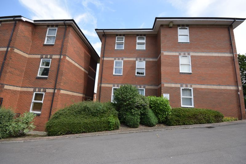 1 bed flat for sale in Northgate Lodge, Skinner Lane, Pontefract WF8
