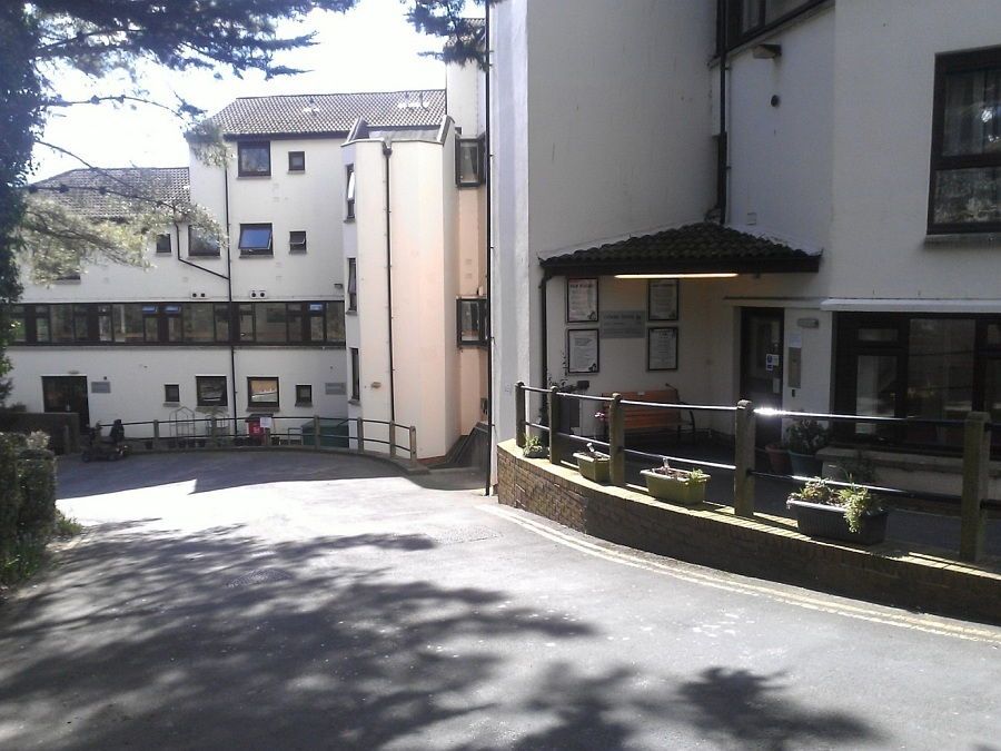Studio to rent in Combe Bank, Lindthorpe Way, Brixham TQ5 Zoopla