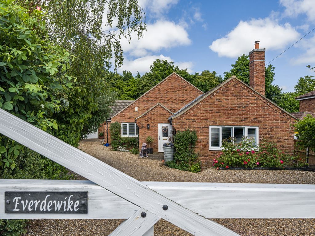 3 bed bungalow for sale in South Eau Bank, Gedney Hill PE12 Zoopla