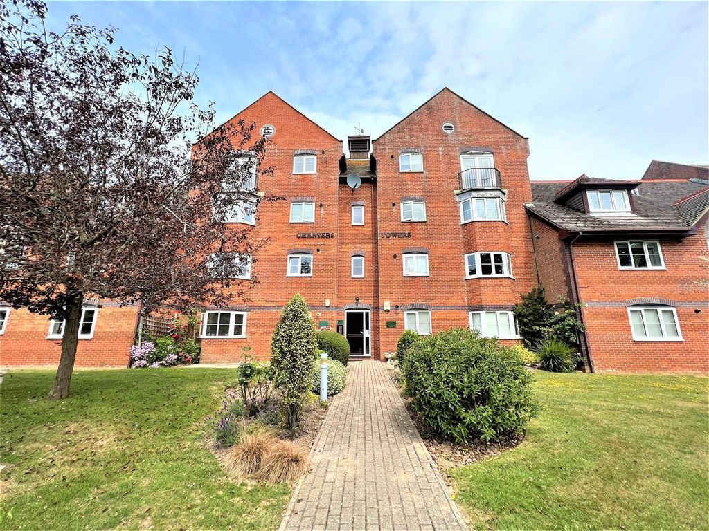 2 bed flat to rent in Hastings Road, Bexhill On Sea TN40 Zoopla