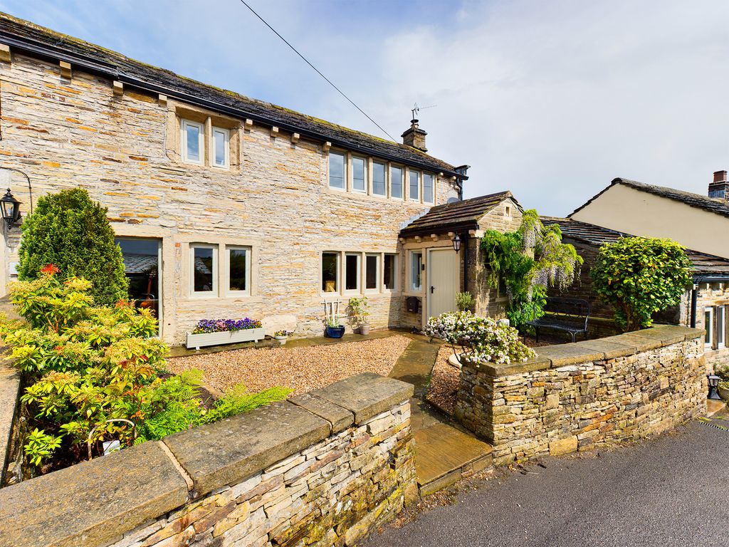 3 bed semidetached house for sale in West Slaithwaite Road