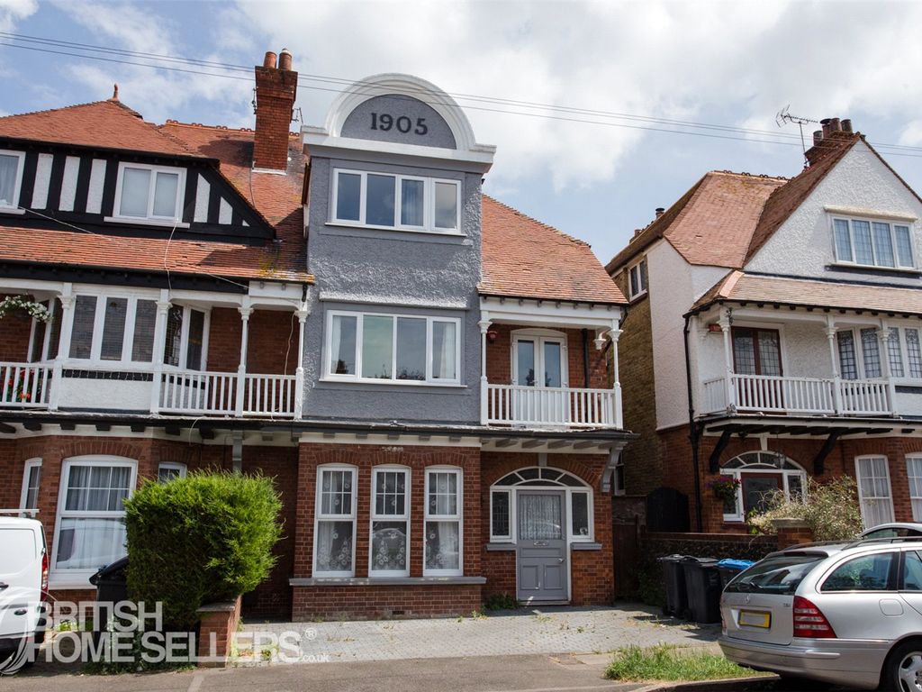 6 bed town house for sale in Crawford Gardens, Margate, Kent CT9, £500,000 Zoopla