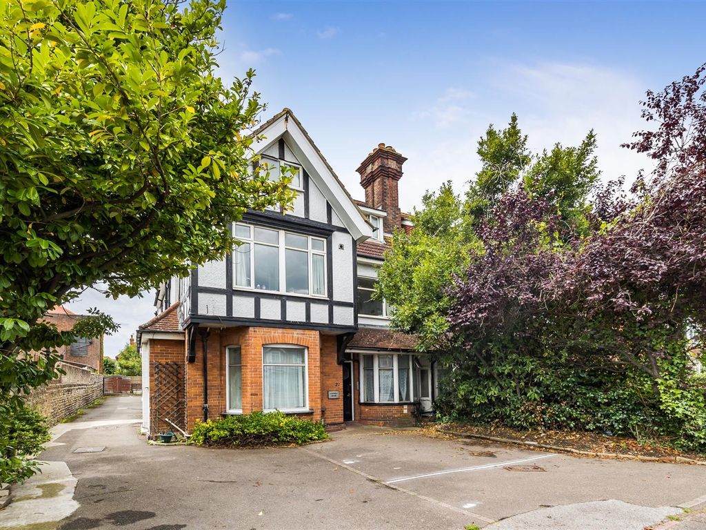 7 bed semidetached house for sale in Broadwater Road, Broadwater, Worthing BN14 Zoopla