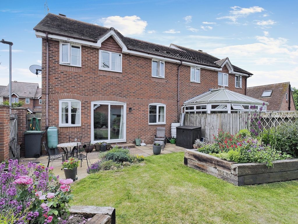 3 bed semidetached house for sale in Green Lane, Downton, Salisbury