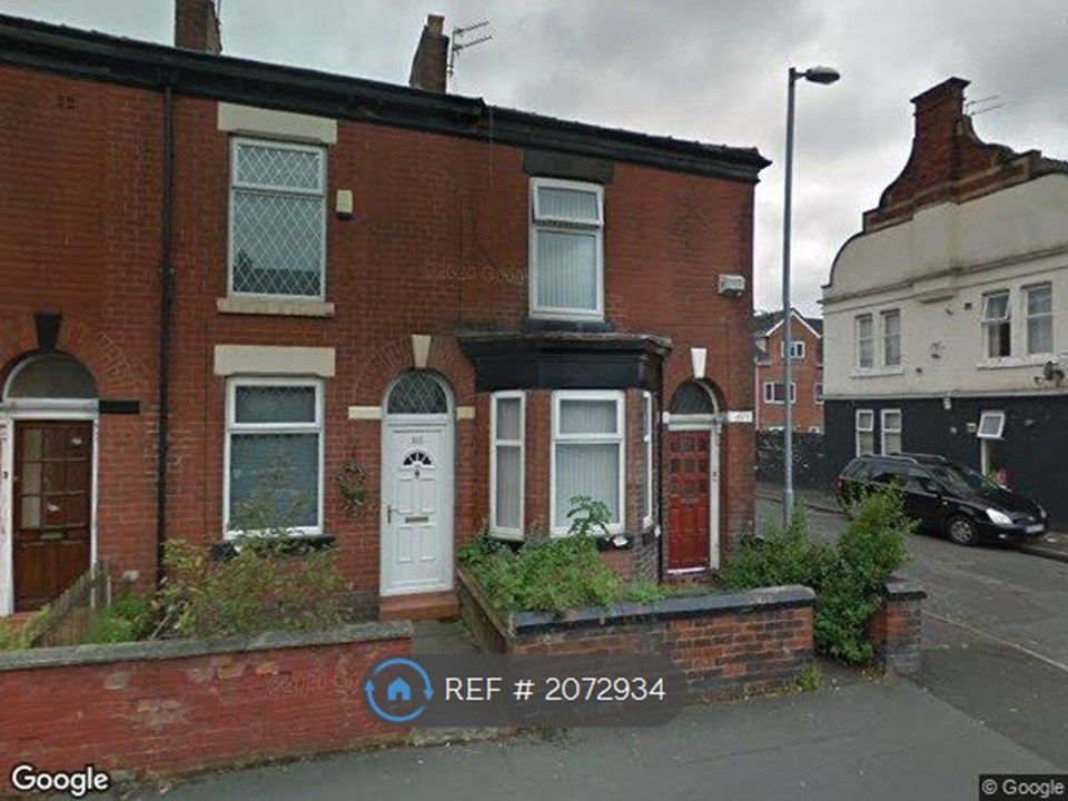 3 bed terraced house to rent in Abbey Hey Lane, Abbey Hey, Manchester
