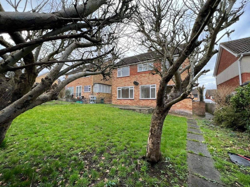 4 bed detached house to rent in Carver Hill Road, High HP11