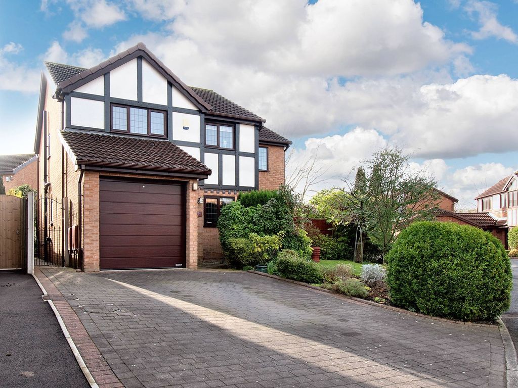 4 bed detached house for sale in Long Meadow, Eccleston WA10, £410,000