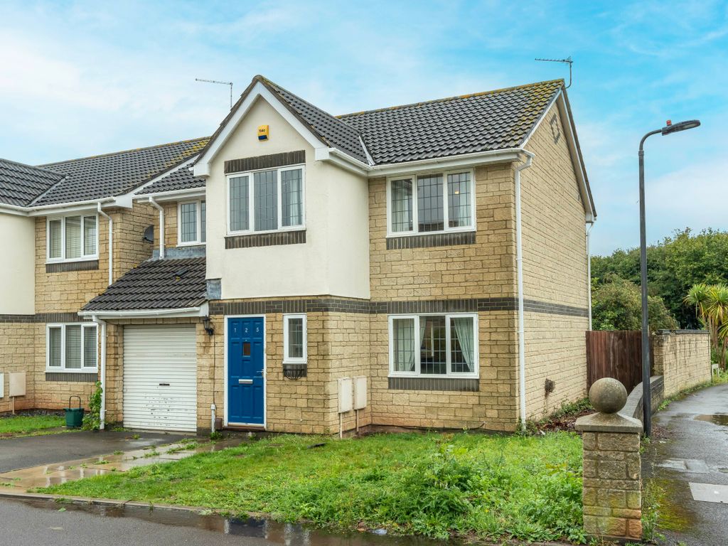 4 bed detached house for sale in Palmers Leaze, Bradley Stoke, Bristol