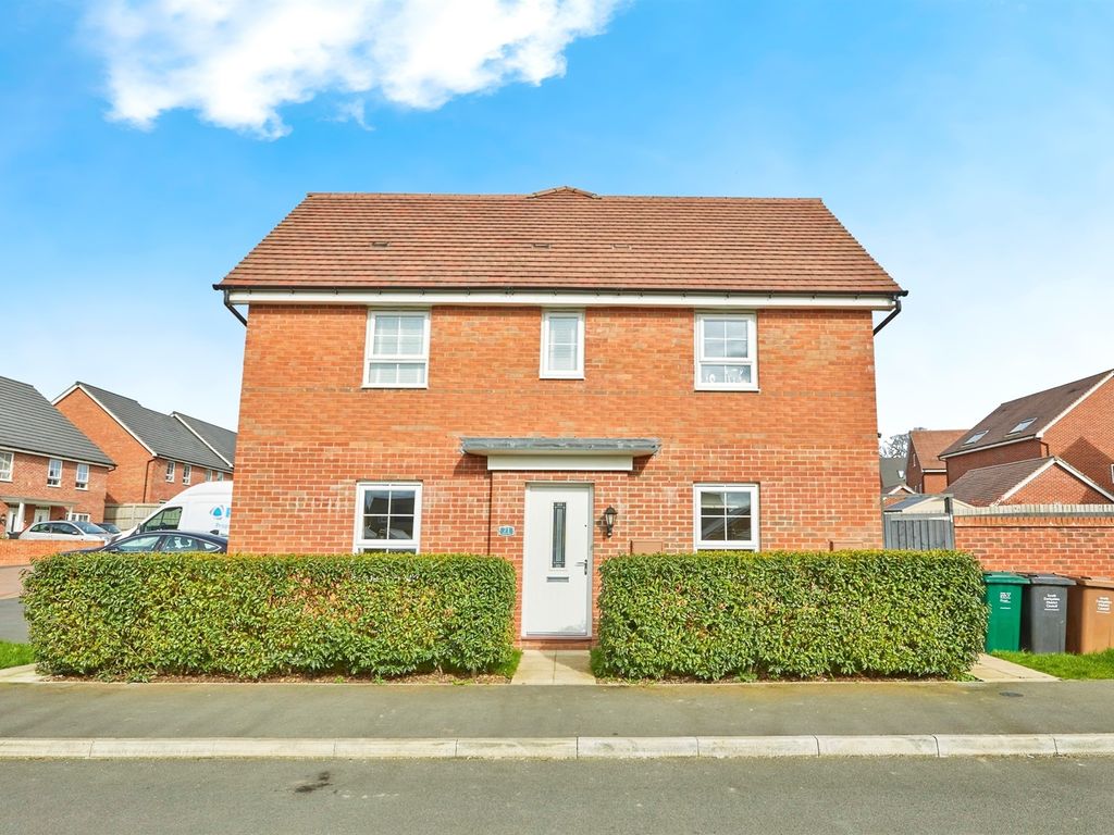 3 bed semidetached house for sale in Trent Way, Mickleover, Derby DE3