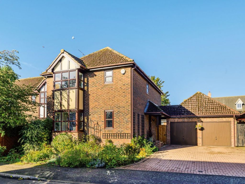 3 bed detached house for sale in Riverview Way, Kempston, Bedford MK42