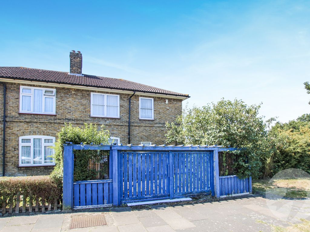 3 bed semidetached house for sale in Keynsham Road, London SE9, £