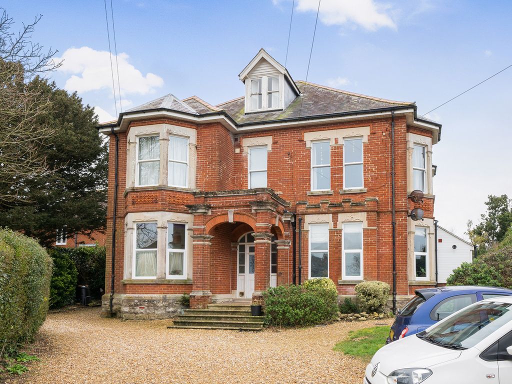 2 bed flat for sale in Victoria Avenue, Weymouth DT3, £210,000 Zoopla