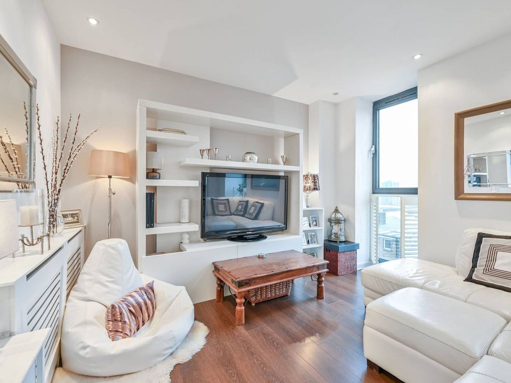 St Johns Hill, Clapham Junction, London SW11