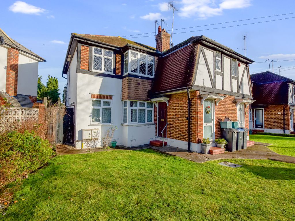 2 bed for sale in Tudor Drive, Kingston KT2 Zoopla