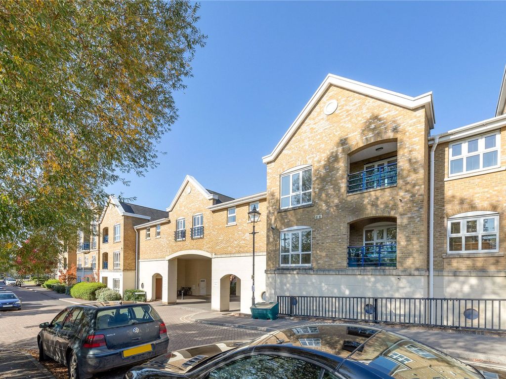 Complins Close, Oxford OX2  