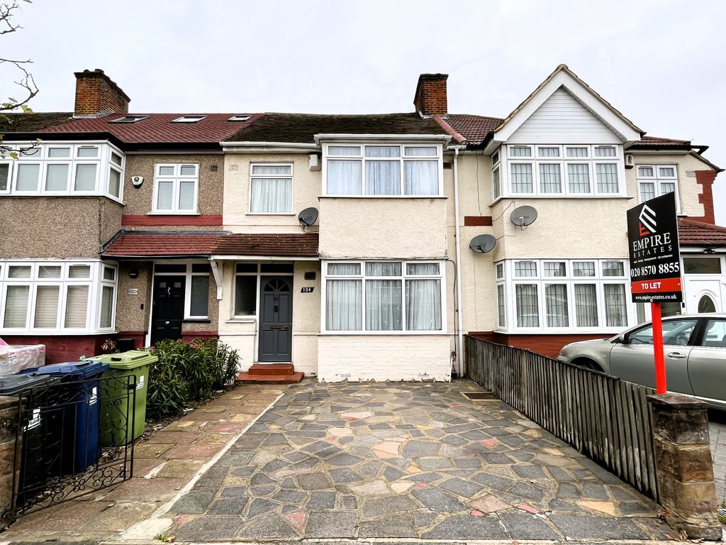 3 bed terraced house to rent in Mornington Road, Greenford UB6, £2,150