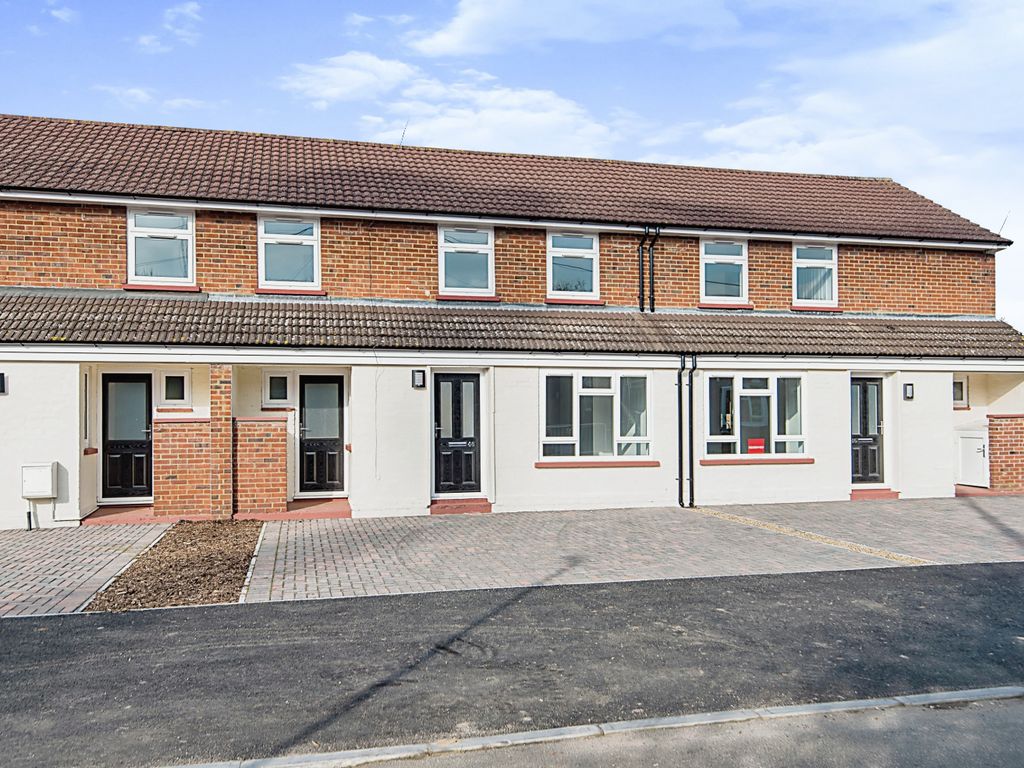 3 bed terraced house for sale in Beavers Crescent, Hounslow TW4 Zoopla