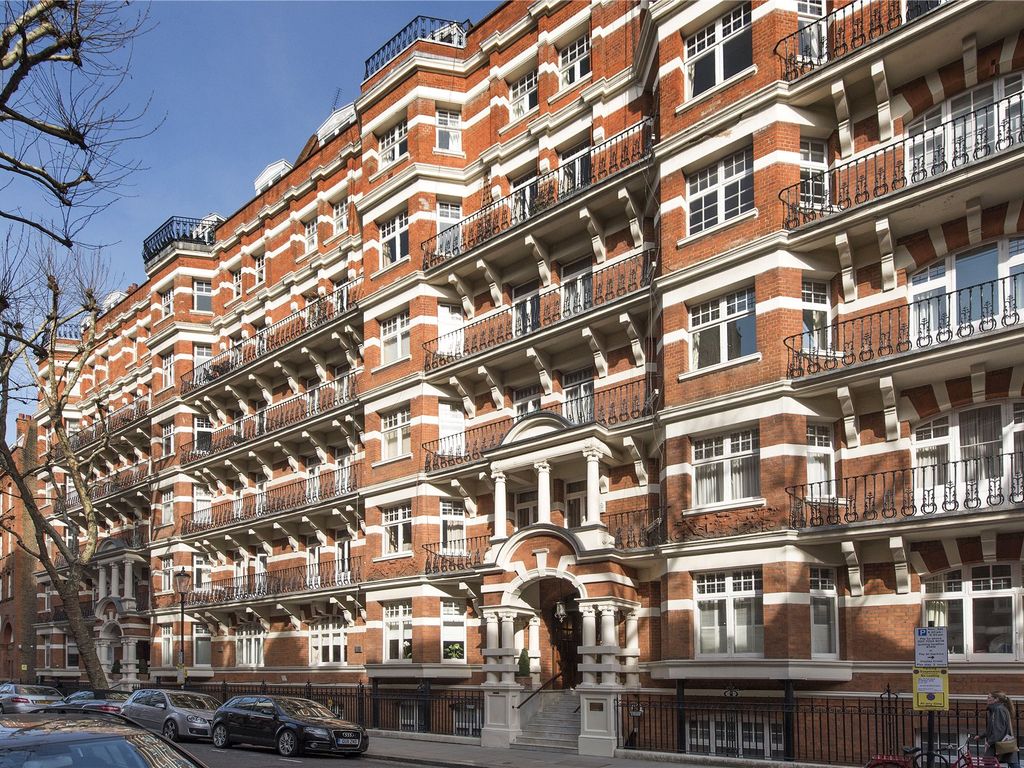 4 bed flat for sale in Cadogan Court, Draycott Avenue, London SW3 Zoopla
