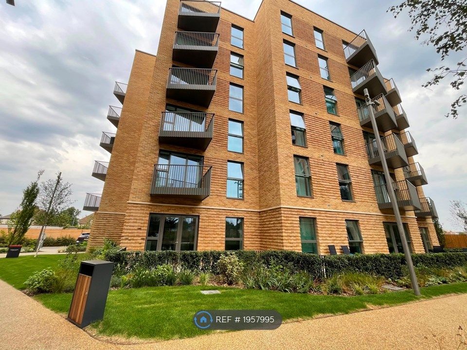2 bed flat to rent in Artesian House, Slough SL1, £1,690 pcm Zoopla