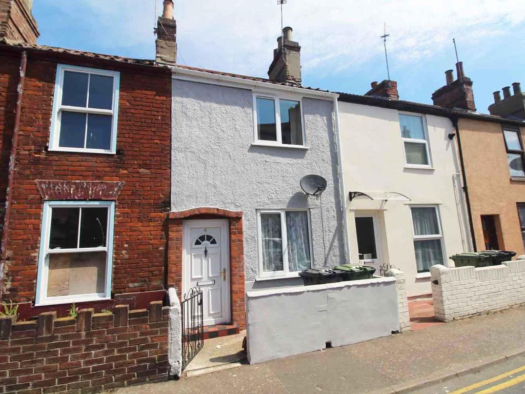 2 bed terraced house for sale in Napoleon Place, Great Yarmouth NR30, £