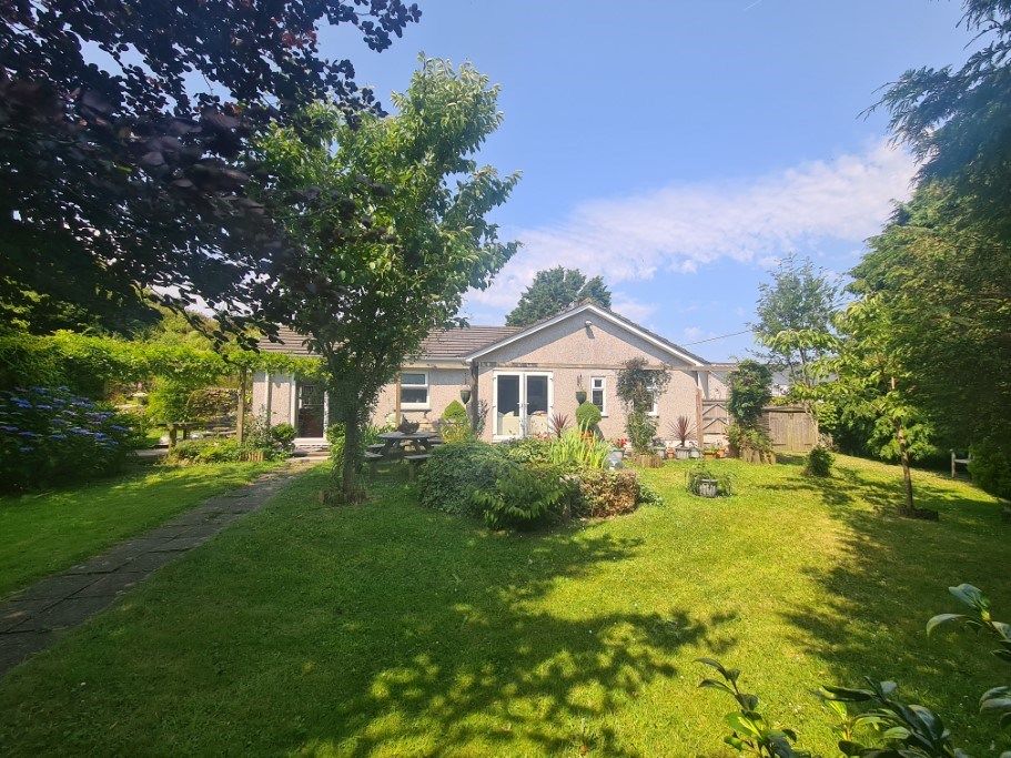 4 bed bungalow for sale in Carnkie, Redruth TR16 Zoopla