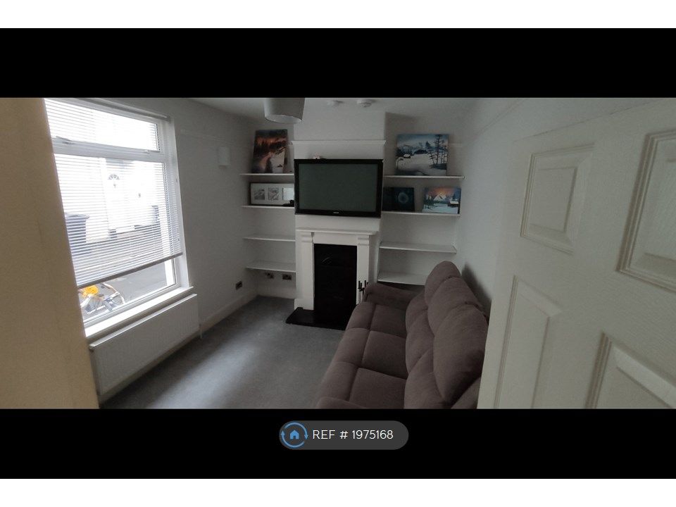 3 bed terraced house to rent in Street, Exmouth EX8, £950 pcm