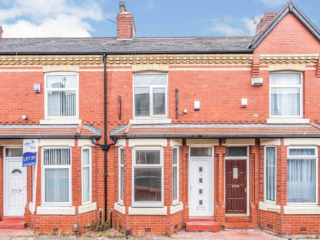 2 bed terraced house to rent in Blandford Road, Salford, Greater