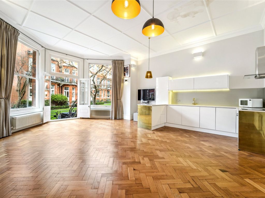 1 bed flat to rent in Egerton Gardens, Knightsbridge, London SW3, £