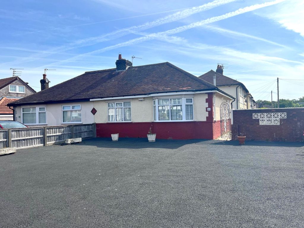 2 bed bungalow for sale in North Drive, Cleveleys FY5 Zoopla