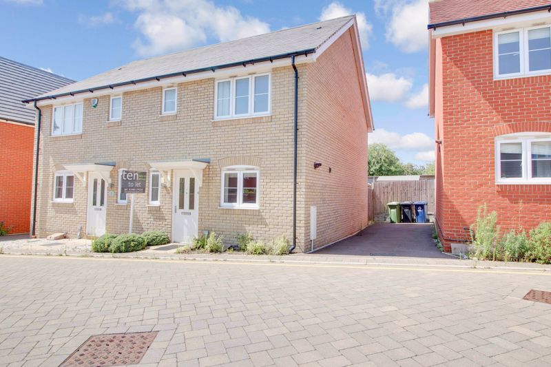 3 bed semidetached house to rent in The Pastures, St. Neots PE19 Zoopla