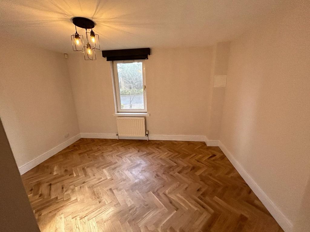 2 bed flat to rent in Union Grove, City Centre, Aberdeen AB10, £950 pcm