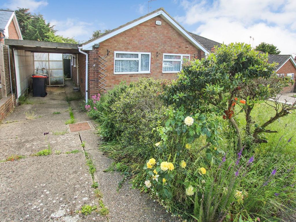2 bed bungalow for sale in Woodrow Chase, Herne Bay CT6, £275,000 Zoopla