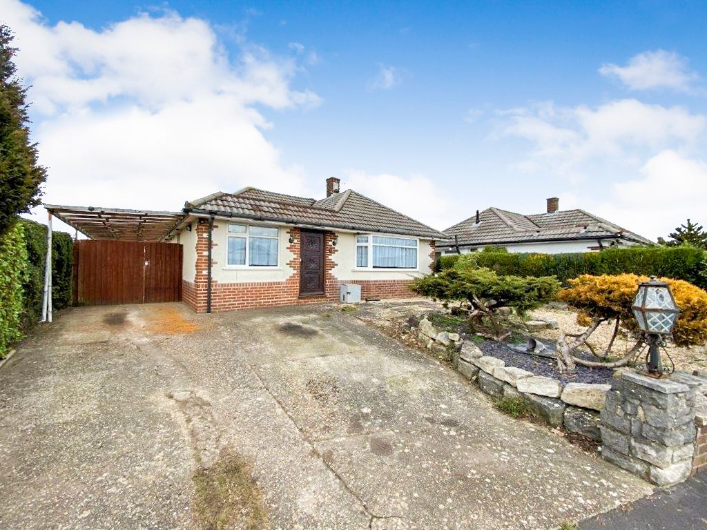 3 bed detached bungalow for sale in Bridport Road, Poole BH12 Zoopla