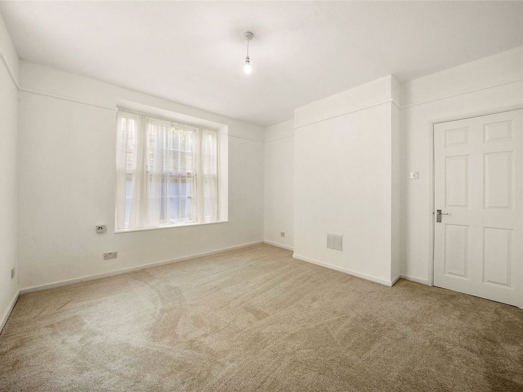 2 bed flat for sale in Denyer Housoe, Highgate Road, London NW5, £