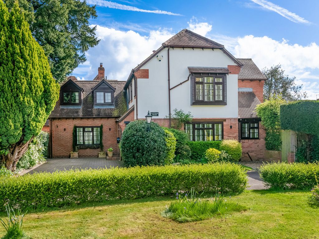 4 bed detached house for sale in Chapel Street, Welford On Avon