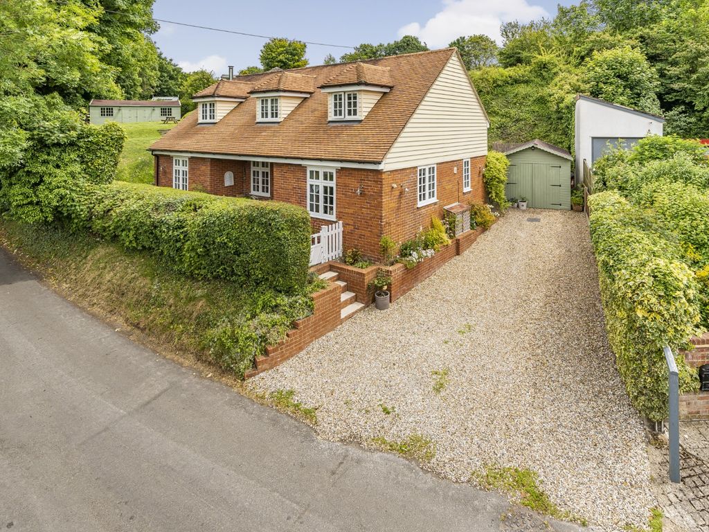 5 bed detached house for sale in Brook Street, Eastry, Sandwich CT13, £695,000 Zoopla