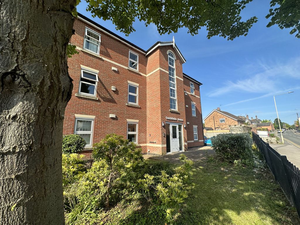 2 bed flat for sale in Sileby Road, Barrow Upon Soar LE12, £134,950