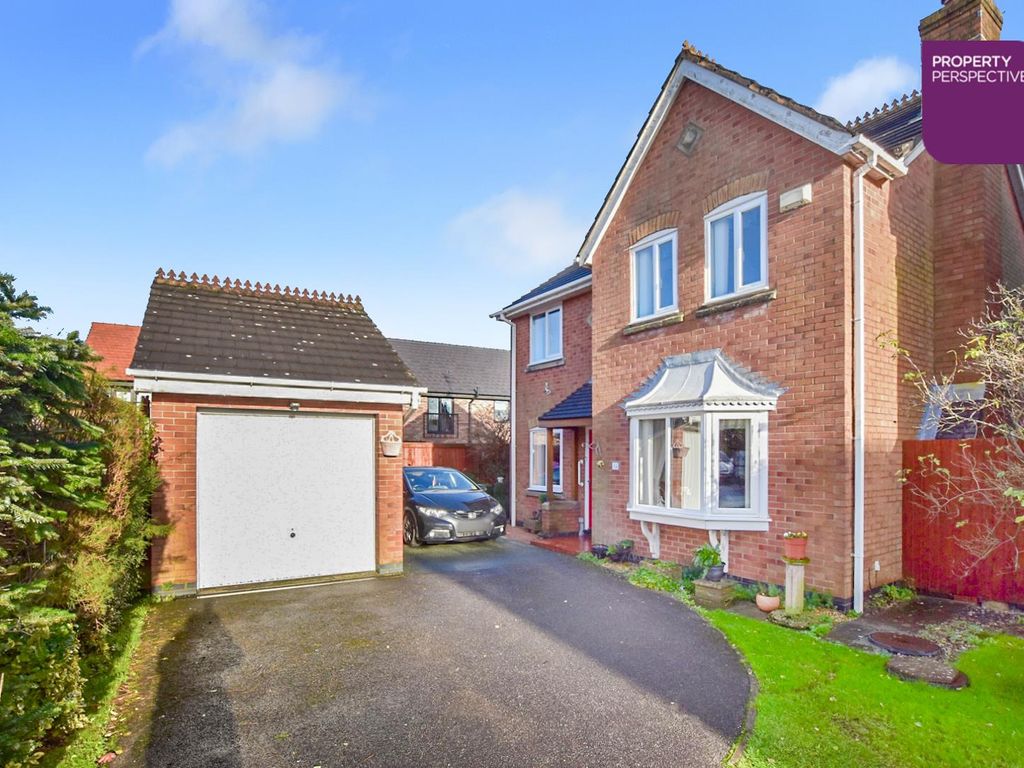 4 bed detached house for sale in Foxglove Close, Hesketh Bank, Preston