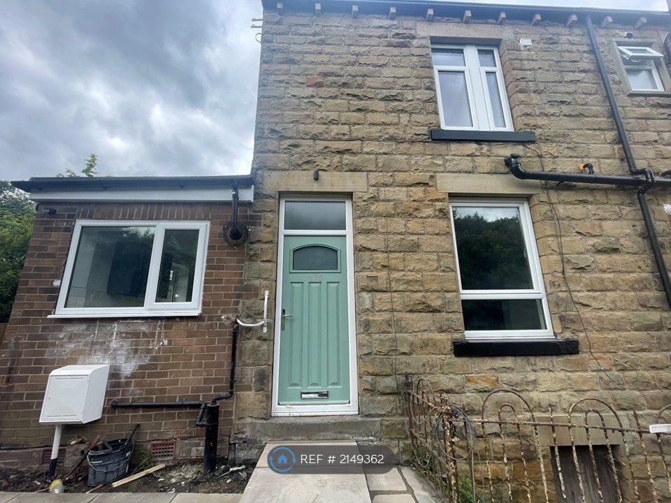 3 bed end terrace house to rent in North Bank Road, Batley WF17, £750