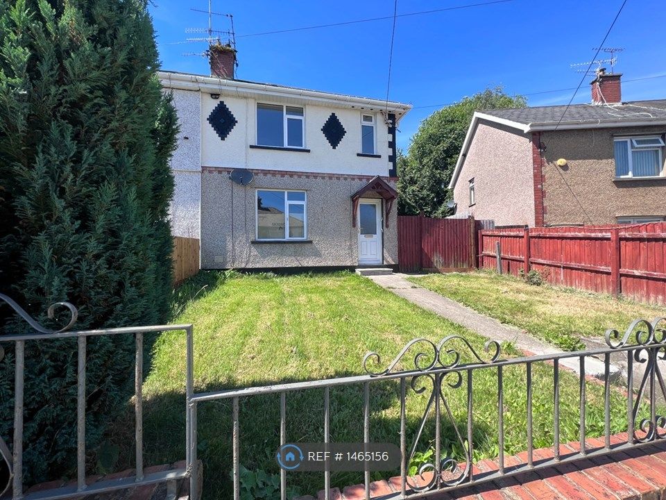3 bed semidetached house to rent in Prince Street, Pontypool NP4 Zoopla