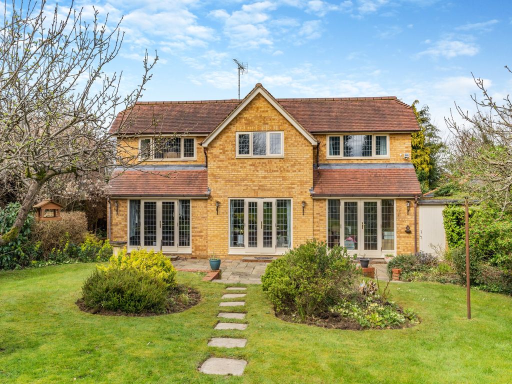 5 bed detached house for sale in Bell Lane, Little Chalfont, Amersham