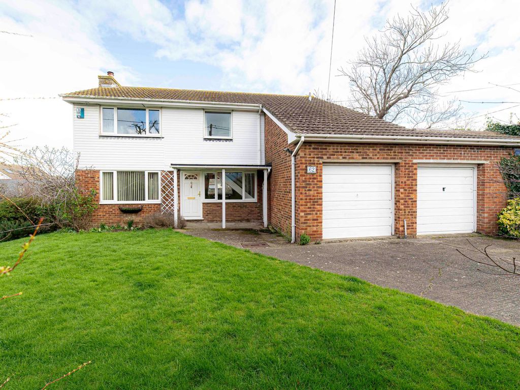 4 bed detached house for sale in Herne Bay Road, Whitstable CT5, £