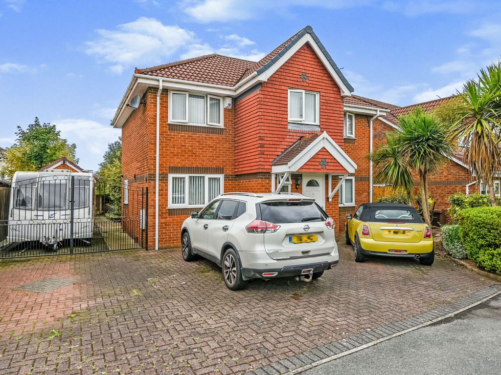 4 bed detached house for sale in Hornby Chase, Liverpool L31 Zoopla