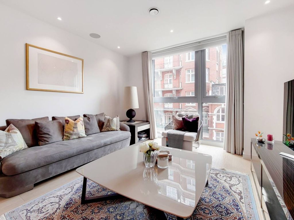 2 bed flat for sale in Buckingham Gate, St James's Park, London SW1E, £