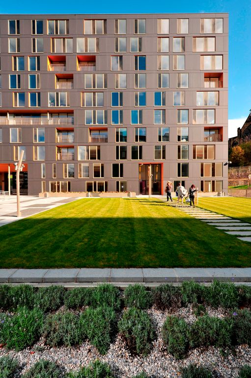 The Avenue, Leeds, West Yorkshire LS9  