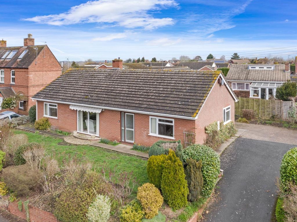 2 bed detached bungalow for sale in Sailors Bank, Lower Broadheath