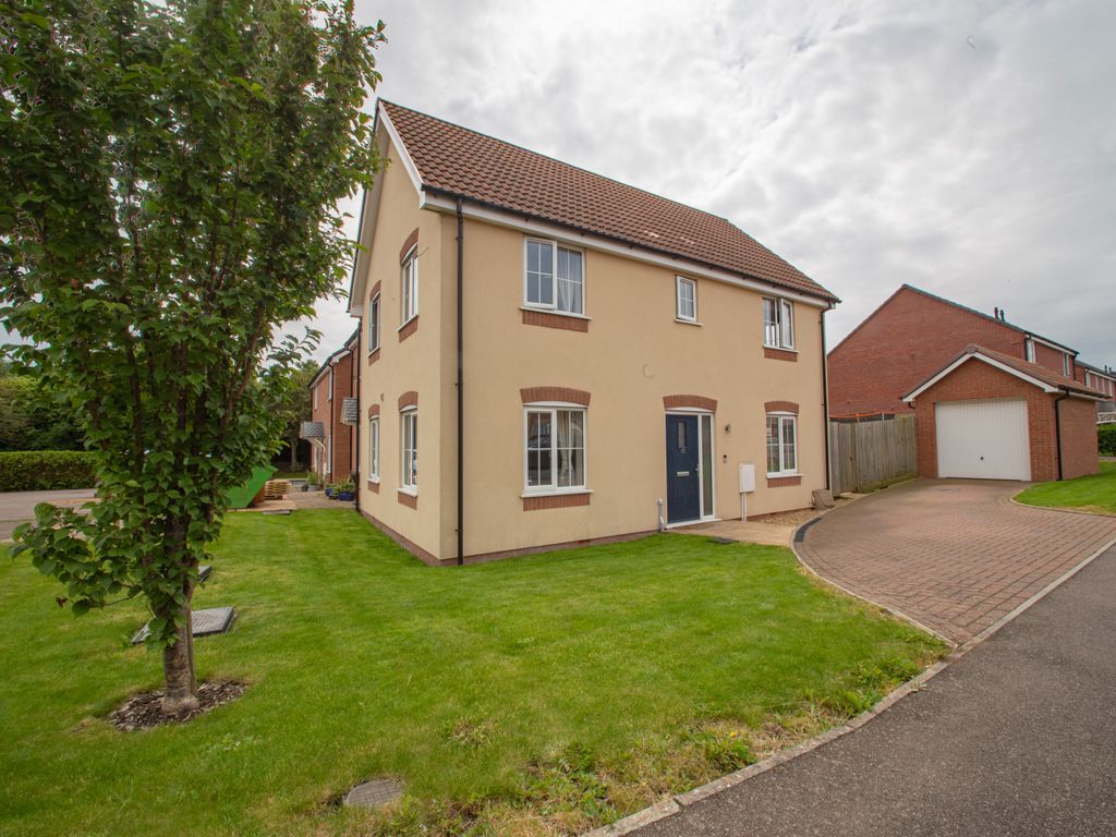 3 bed semidetached house for sale in Goldcrest Road, Crowland