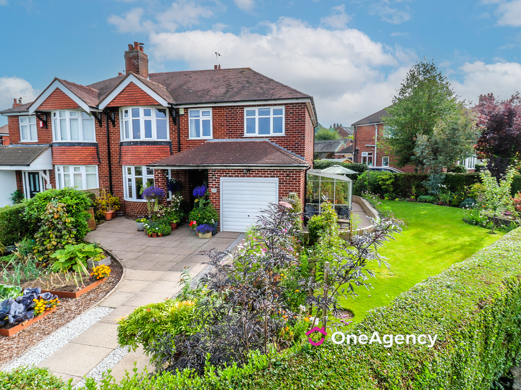 4 bed semidetached house for sale in Nursery Lane, Stockton Brook