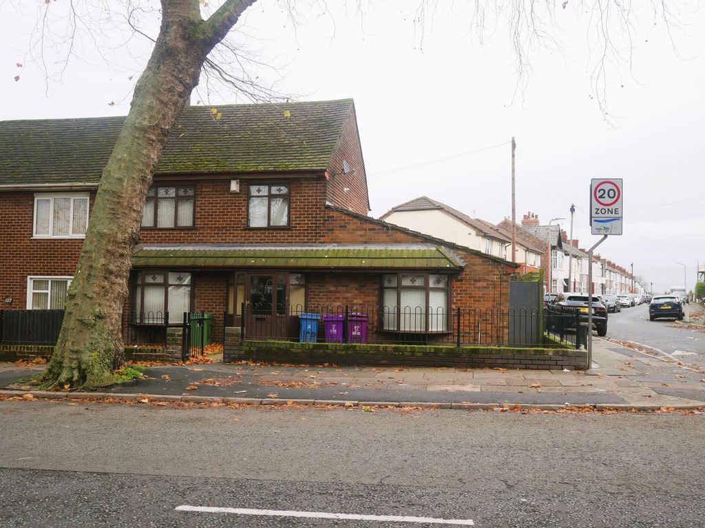 4 bed end terrace house for sale in Broad Green Road, Liverpool L13